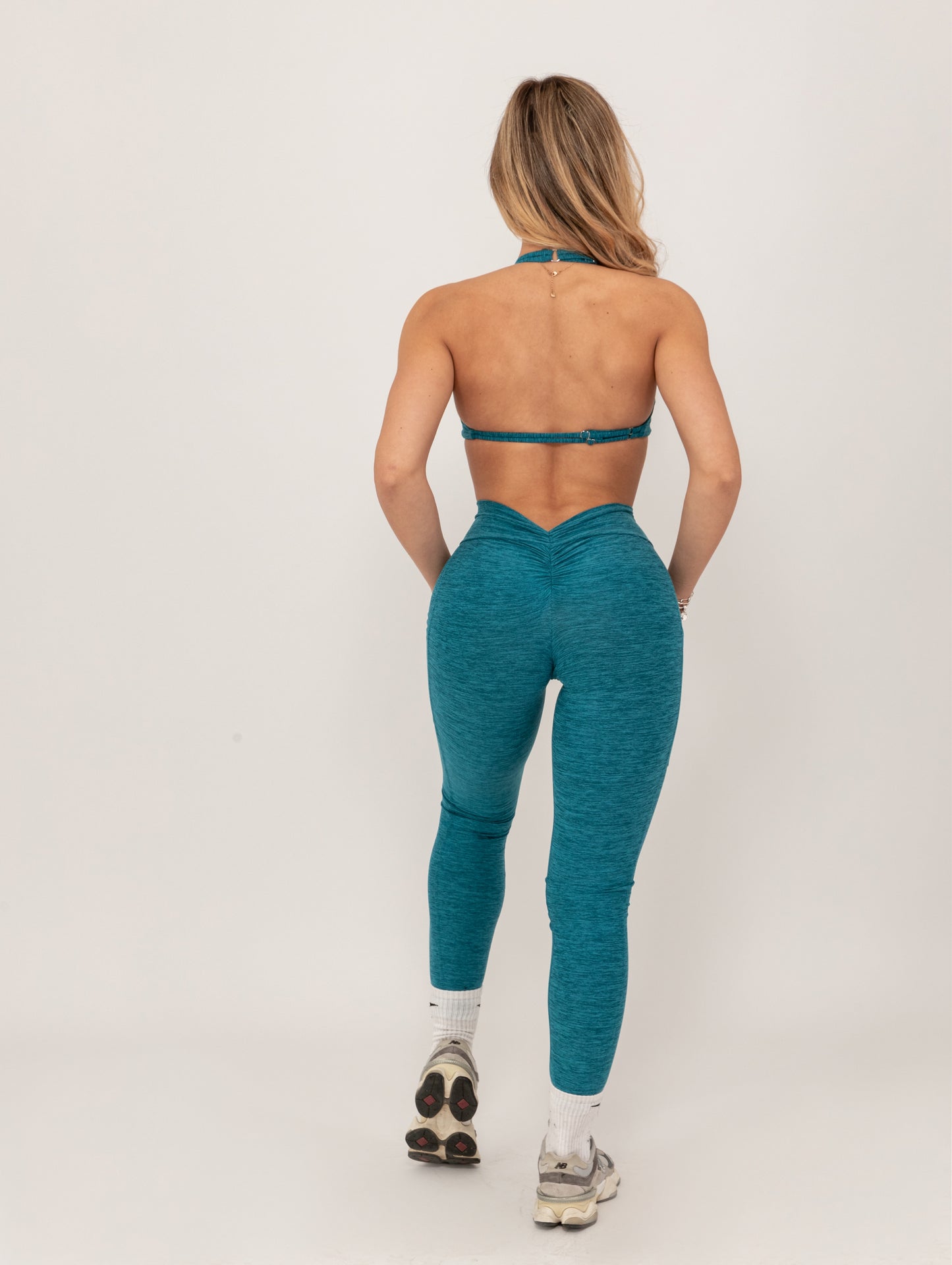 V-Back Leggings