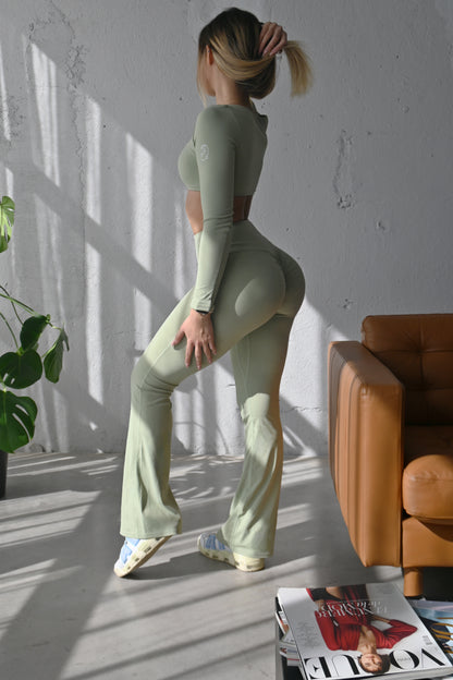 Sleek Long Sleeve Crop