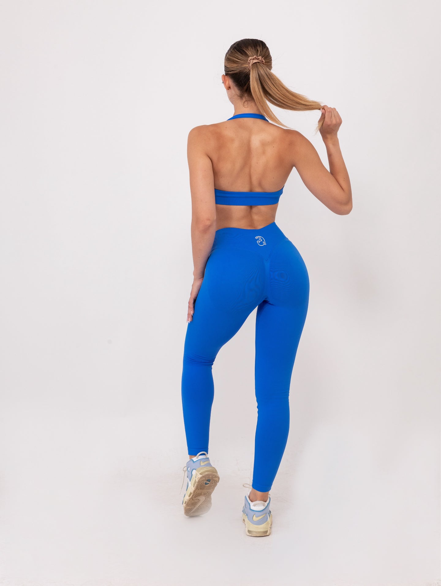 Fit Bunny Gravity клин в синьо - безшевен дамски клин в син цвят ниска рипсена талия и силиконово лого на заек.